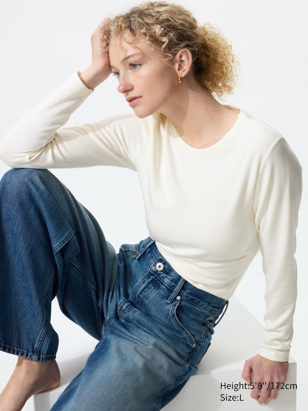 HEATTECH Ultra Warm Crew Neck T-Shirt - OFF WHITE