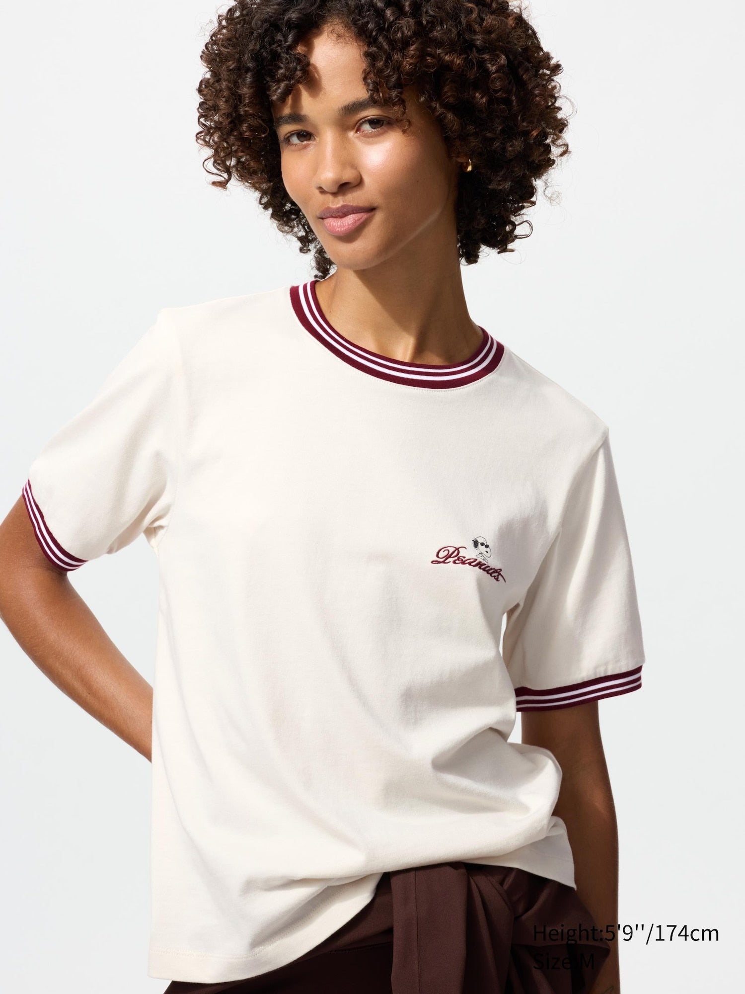 PEANUTS UT (Short Sleeve Graphic T-Shirt) - OFF WHITE