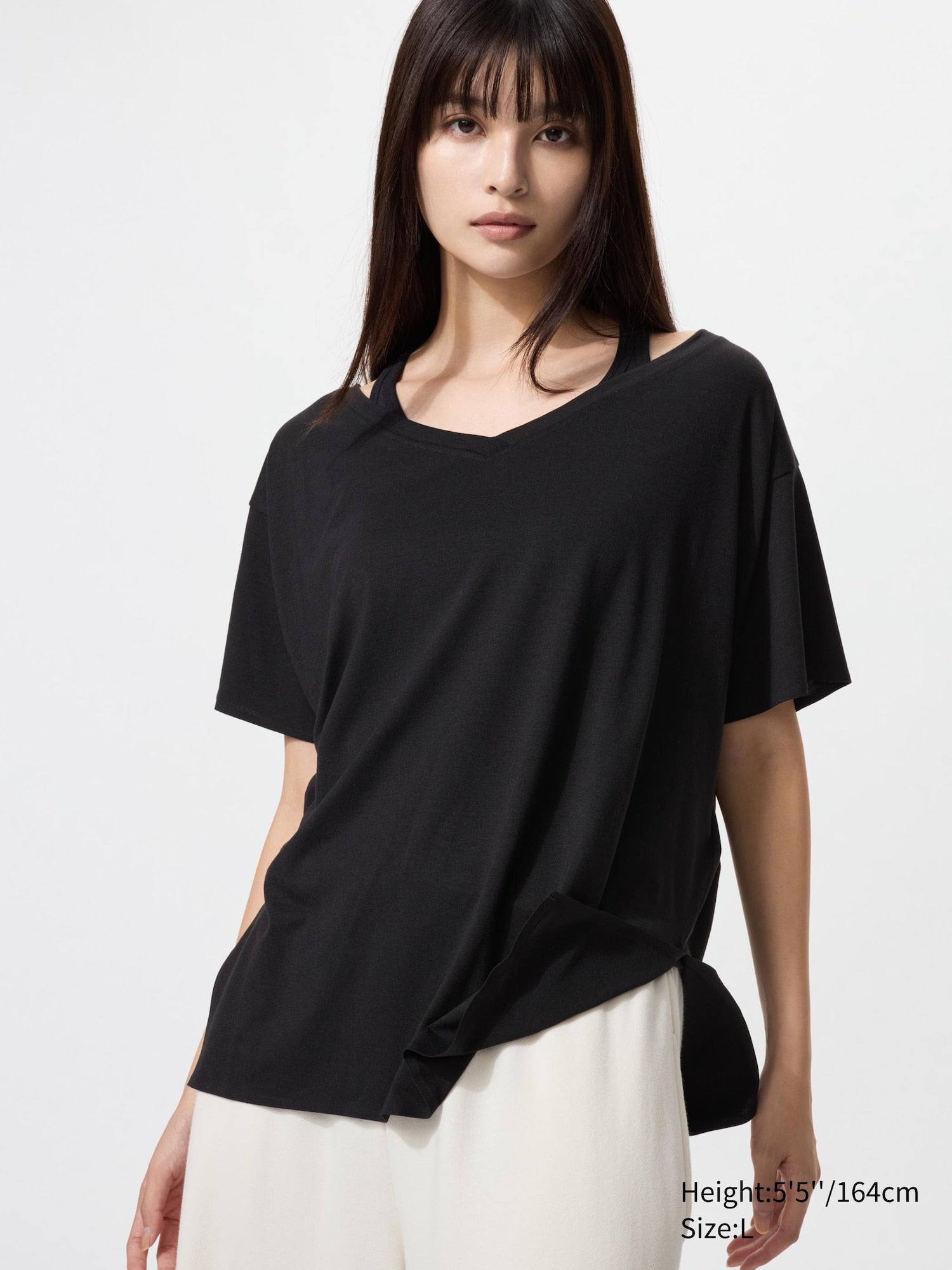 AIRism Relaxed V Neck T - WHITE