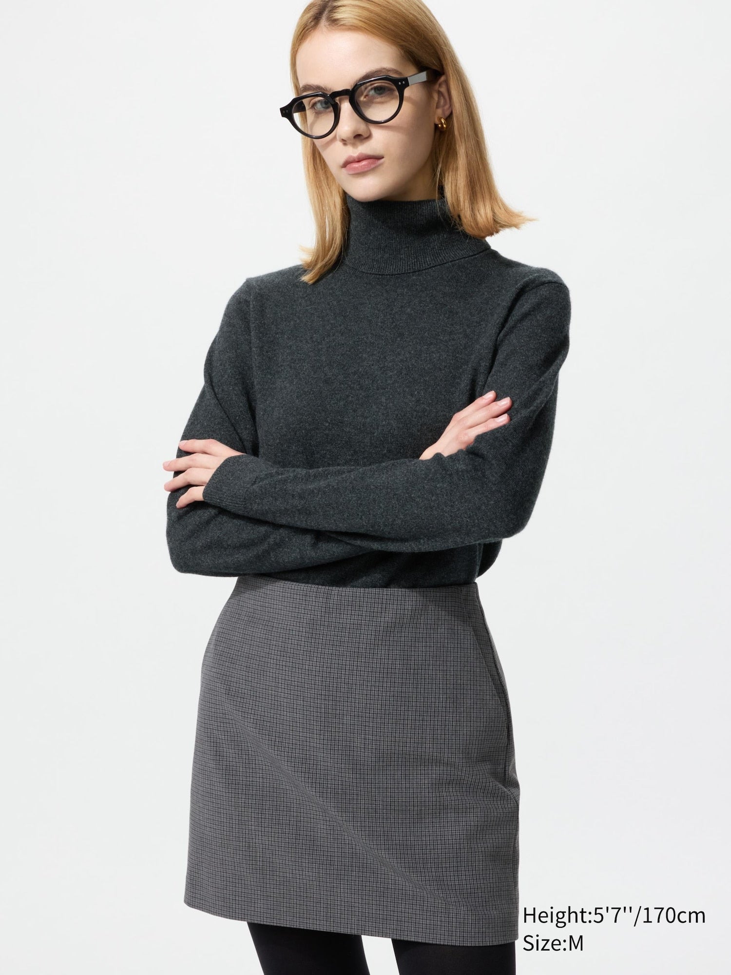 Cashmere Turtle Neck Sweater - image 5